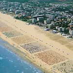 Seaside Comfort Flat With Modern Amenities Bibione