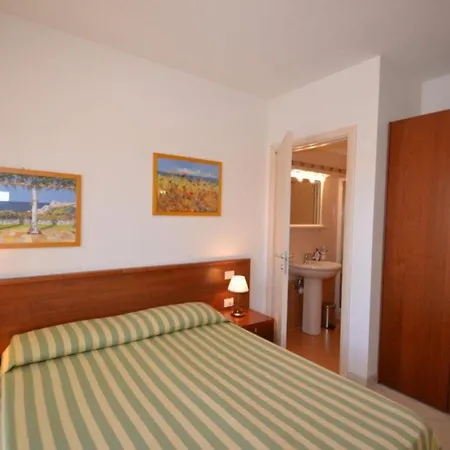 Seaside Comfort Flat With Modern Amenities Apartmán