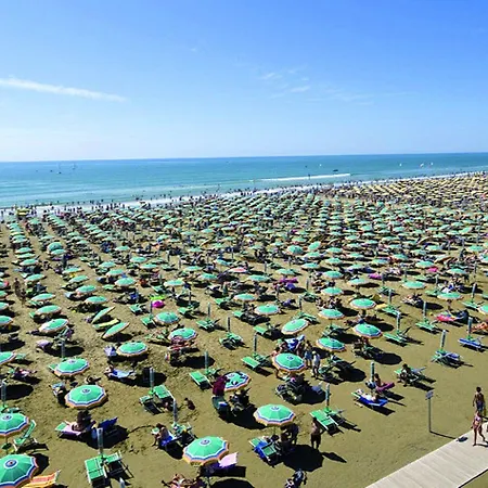 Seaside Comfort Flat With Modern Amenities Apartmán *