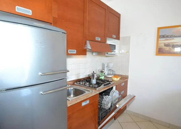 Seaside Comfort Flat With Modern Amenities Daire